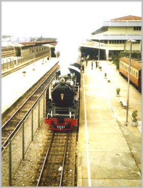 [ Haadyai Station - Train 127 awaits a 13:30 departure - 8.1974 ]